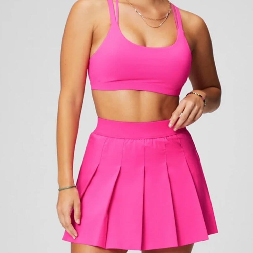 Fabletics Size L Skirt Sports Bra 2 Piece Outfit Set Tenniscore Elle Woods